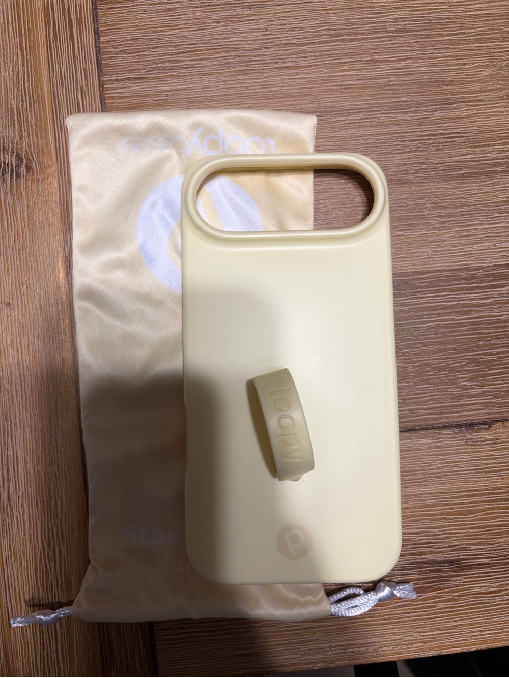 Loopy case for iPhone 17 air